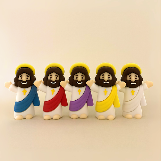 Alvio’s Little Jesus Figures - Robes Edition